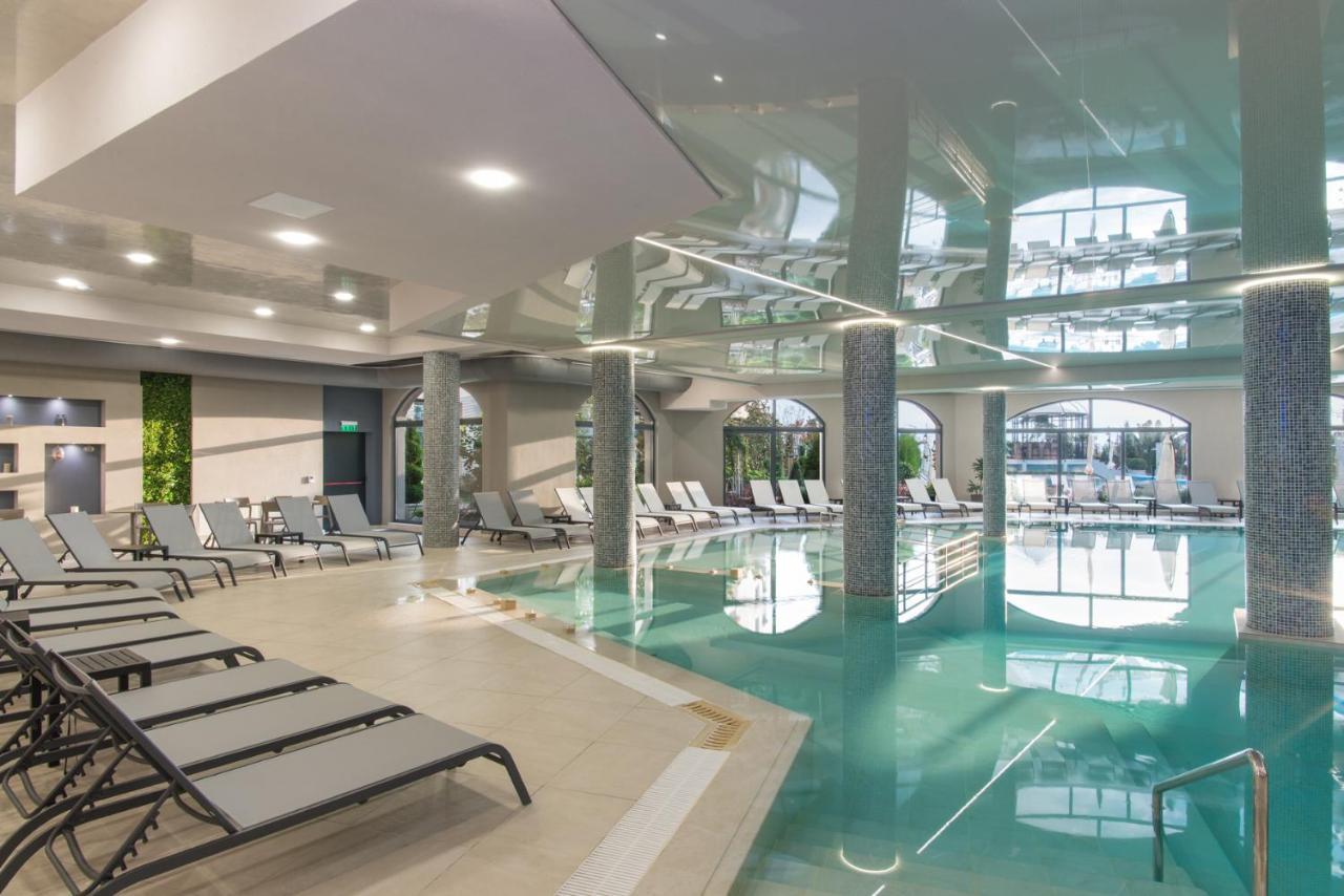 Casa Di Fiore Spa And Medical Hotel, Mineral Pools & Private Beach Кранево Екстер'єр фото The spa at the Hotel